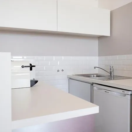 Apartment Nouvelle Vague Modern Ocean View W Balcony - Swimming Pool *